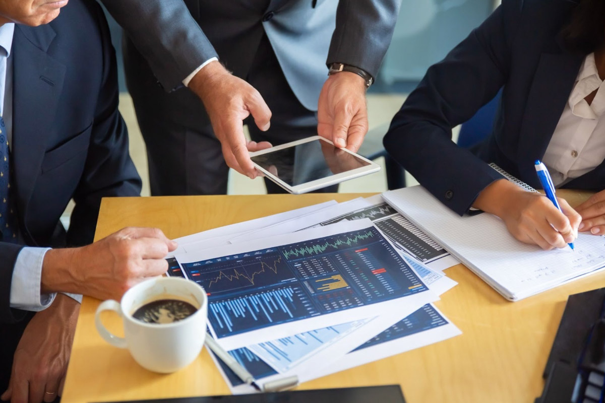 Navigating Dual Compliance in Offshore Fund Management for Global Investors