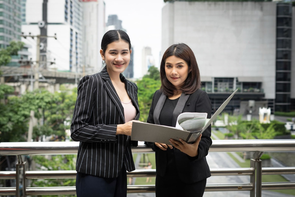 Singapore Delivers Accessibility, Malaysia Enforces Hidden Capital Barriers for Foreign Investors