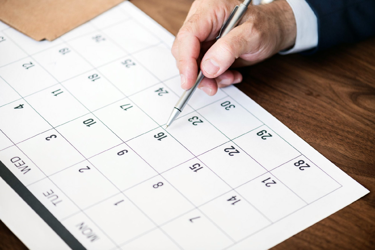 Why Outsource GST Filing in Singapore Business owner consulting a GST specialist on tax compliance requirements in Singapore
